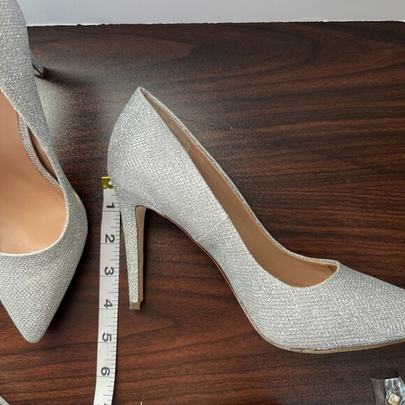 Call it Spring Women's Sparkly Silver Shimmery Pumps Heels Size 7.5 - Picture 7 of 9